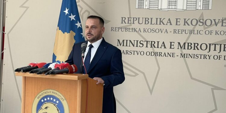 Ministri i ri i Mbrojtjes: Anëtarësimi në NATO lidhet me faktorët politik, do t’i zhvillojmë kapacitetet ushtarake