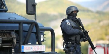 Largimi i policisë nga objektet e komunave në Veri- Shefi i EULEX-it jep detaje të reja