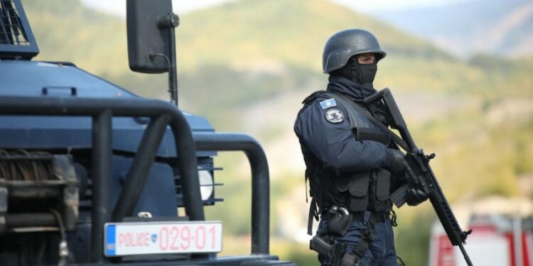 Largimi i policisë nga objektet e komunave në Veri- Shefi i EULEX-it jep detaje të reja