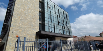 Komuna e Mitrovicës së Veriut kërkon “lirimin” e objektit të saj