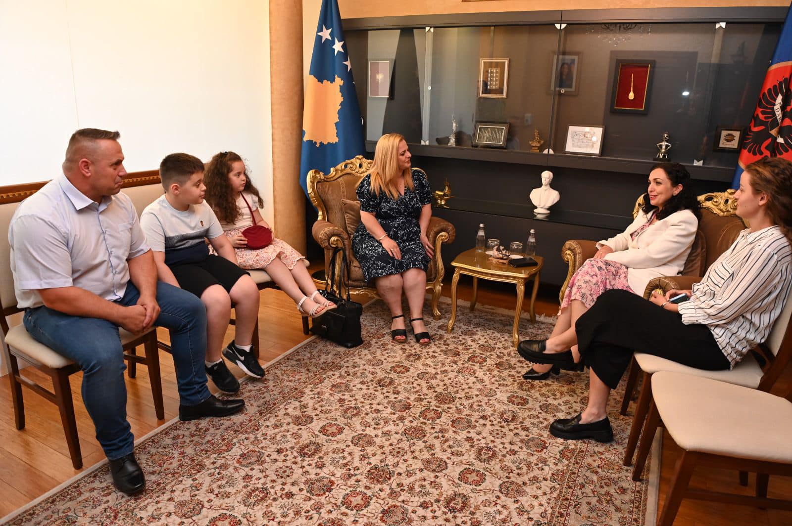 Presidentja Osmani: Sa më afër nesh mërgata, më e zhvilluar dhe më e fuqishme Kosova