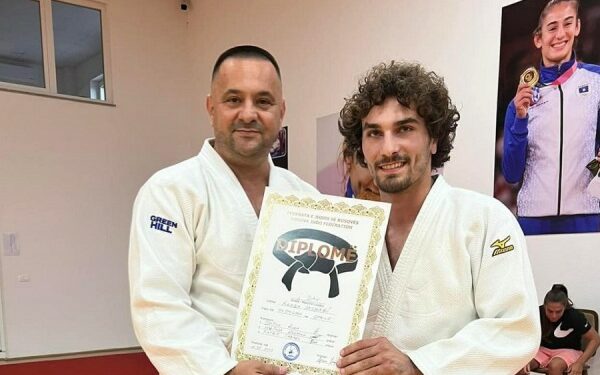 Hamza Jashari fiton gradën “Mjeshtër i Xhudos”