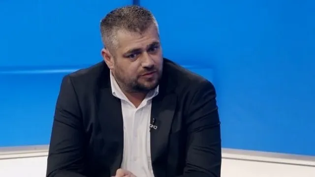 Humor i zi me Ukshin Hotin, familja: Duhet të ketë ligj për vlera kombëtare