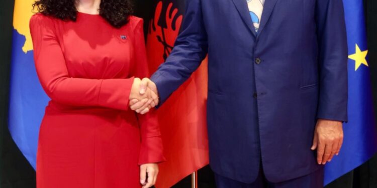 Edi Rama publikon fotot e takimit me Osmanin: për të tashmen dhe të ardhmen e marrëdhënies së patjetërsueshme Kosovë-Shqipëri