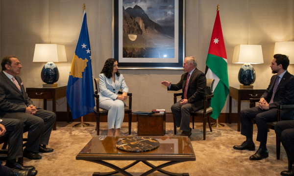 Oborri Mbretëror Hashemit njofton për takimin e Mbretit Abdullah me Presidenten Osmani