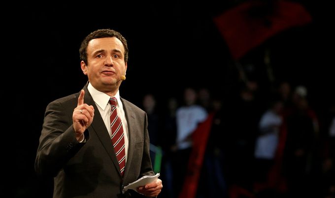 “Politikat e Kurtit e kanë degraduar ekonominë, kemi rritje të importeve të mallrave serbe”
