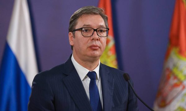 Versioni i Vuçiq: U vranë tre serbë të Kosovës, dy u plagosën, 10 u arrestuan