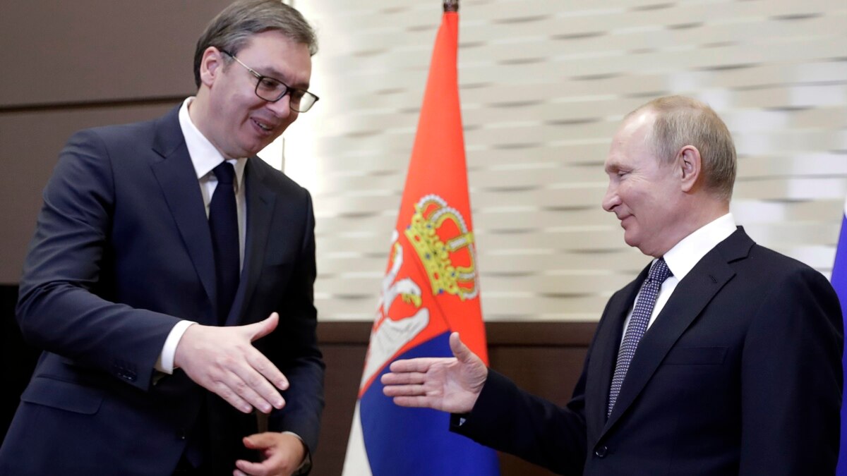 Pajisja e rusëve me pasaporta serbe – A mund t’i pezullohen vizat Serbisë?