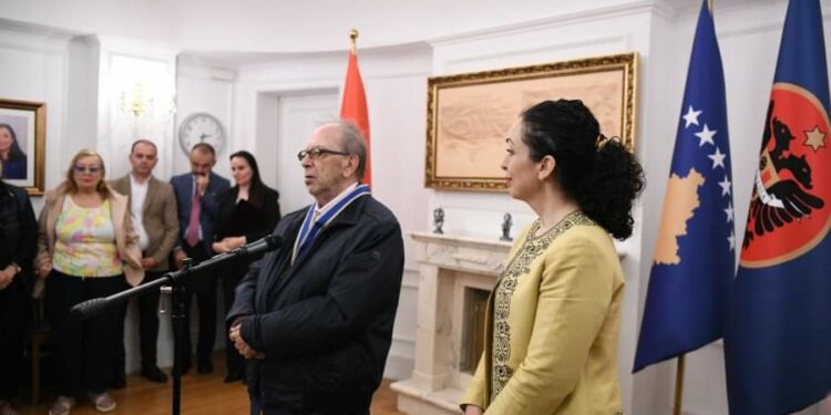 Ismail Kadaresë i dorëzohet nesër dekreti i nënshtetësisë së Kosovës nga Vjosa Osmani