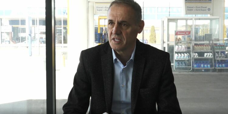 Ankohet kryetari i Naftarëve: Çmimi i derivatëve është i lartë për standardin e Kosovës