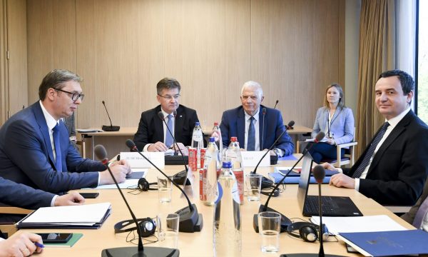 Ambasada Gjermane: 14 shtatori mundësi për t’u larguar nga menaxhimi i krizave, të zbatohet urgjent marrëveshja e Ohrit, përfshirë Asociacionin