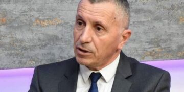 Kamberi paralajmëron se Vuçiq mund të hakmerret në Preshevë