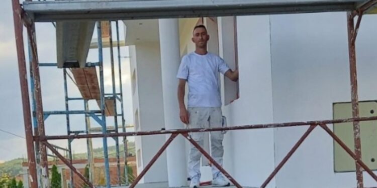 E provoi dhe pas një viti punë e la Gjermaninë dhe u kthye në vendlindje