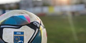 Super derbi sot në Superligë