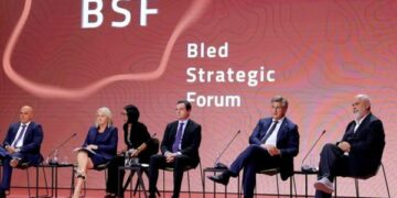 Kurti s’duket që nga “përlamja” me Bërnabiqin, mungoi në Ditën e të Zhdukurve, s’ishte as për kongresmenin amerikan