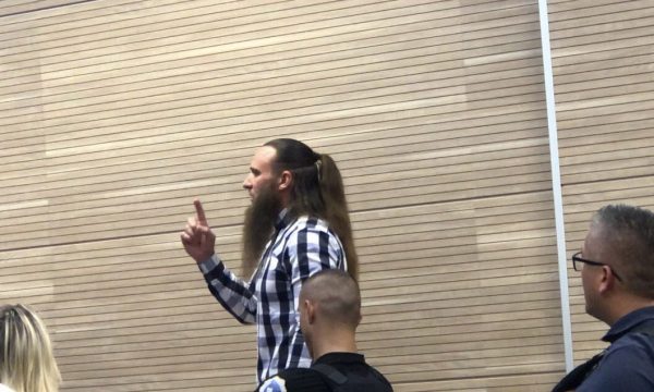 Bedri Krasniqi e Alban Dezdari arrijnë në gjykatë nën masa të larta të sigurisë, sot pritet të vendoset aktgjykimi përfundimtar