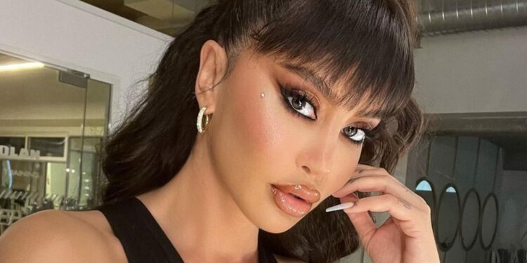 Nuk ndalet Dafina Zeqiri, bashkëpunimi i radhës me dy artistët e njohur