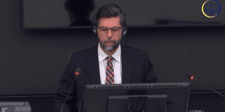 Abrahams përfundon dëshminë kundër Thaçit dhe të tjerëve