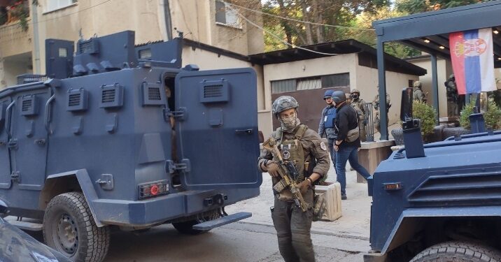 Telefona, USB, dronë, vetura e kamera – PSRK zbulon krejt çka u sekuestrua në aksionin e sotëm në veri