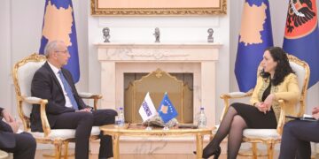 Zhvillimet e fundit në veri, Osmani takohet me ambasadorin Davenport