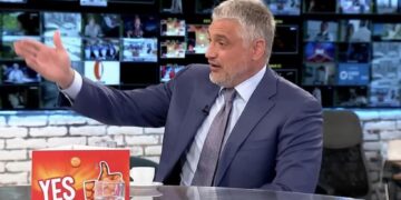 Çedomir Jovanoviq thotë se ajo çfarë ndodhi në Banjskë është sulm terrorist, Serbia të këndellet!