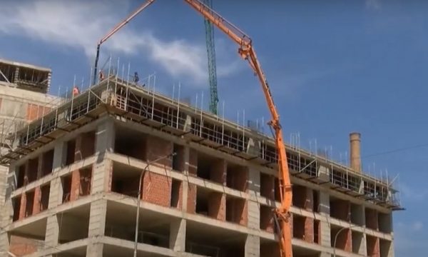 Bizneset në Kosovë fillojnë të rekrutojnë punëtorë të huaj