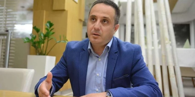 Selmanaj godet Kurtin: Shkurtpamës që historikisht ka qenë në anën e gabuar , kundër aleatëve