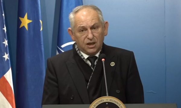 Deputeti i AAK-së: Albin Kurti s’po na lë rrugë ka të shkojmë, na prishi me krejt- na kanë mbet vetëm shtetet e Afrikës