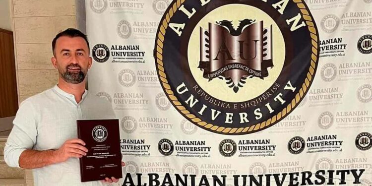 Storie suksesi: Specializon i riu Albert Syla në kirurgjise orale në Tiranë