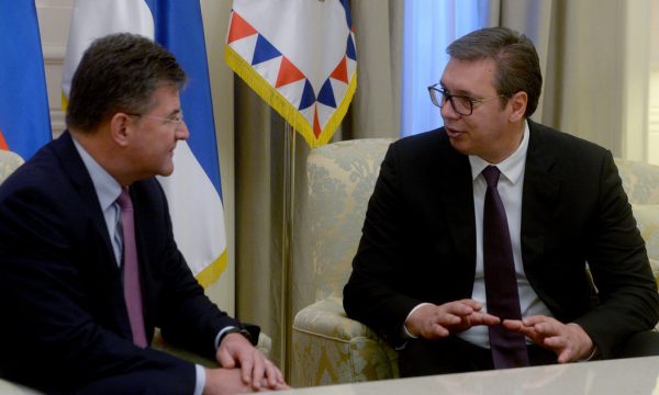 Bugajski – Lajçakut: Beogradi e Moska po ju marrin për budallenj