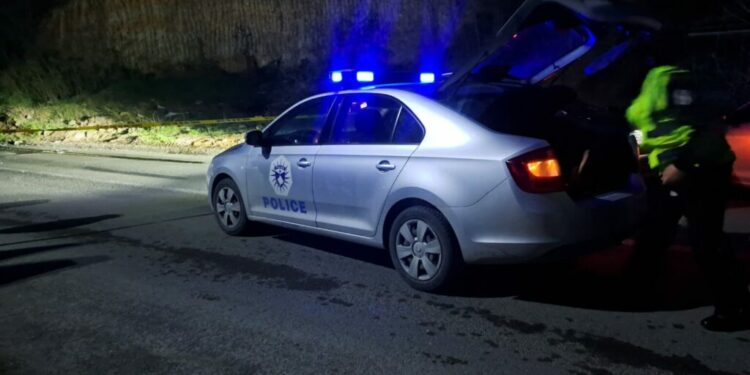 Policia me aksion në Leposaviq, po bastiset një depo e madhe