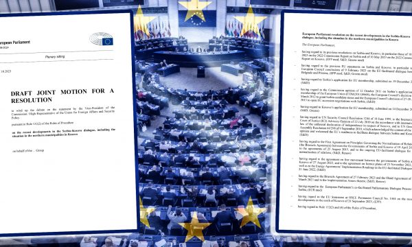 Çka përmban rezoluta e PE-së për Kosovën në të cilën grupet politike bëjnë thirrje për sanksionim të Serbisë