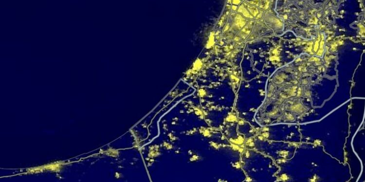 NASA publikoi pamje, Gaza është zhytur në errësirë: Ja si dukej pesë ditë më parë dhe si dukej mbrëmë
