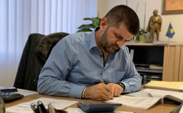 Është koha që t’i kthehemi Kosovës, dikur me pushkë për të mbrojtur nga pushtimi, tani për ta zhvilluar ekonomikisht