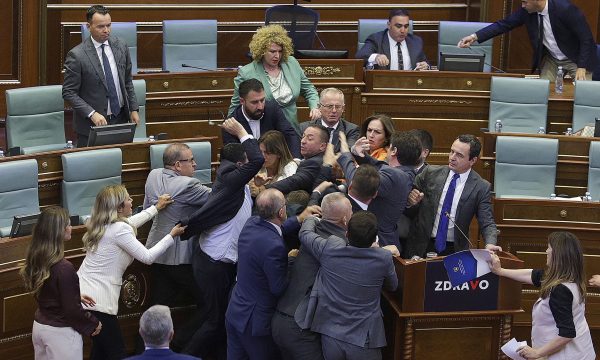 Rrahja në Kuvend, aktakuzë ndaj Besnik Bislimit, Hajdar Beqës, Mërgim Lushtakut e Bekim Haxhiut
