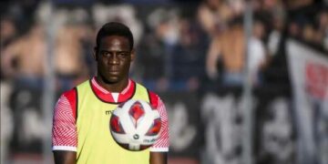 Drejtori i Galatasarayt bën hajgare me Balotellin: Ka shkuar në qytetin e duhur, ka jetë nate!