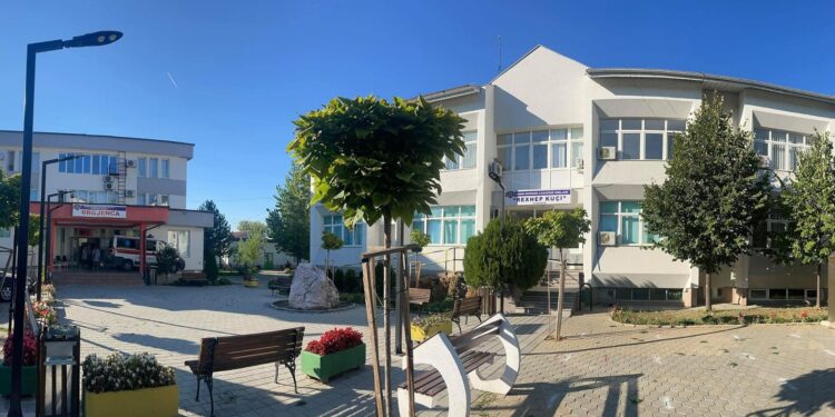 Helmimi i qytetarëve në Malishevë, kryetari i Suharekës ofron gatishmërinë për t’iu dalë në ndihmë