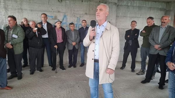 Prokuroria nis hetimet për lëvizjen për braktisjen e fesë islame