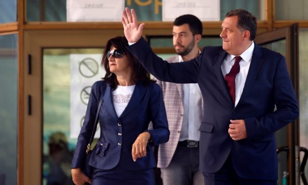 SHBA sanksionon djalin dhe vajzën e Millorad Dodikut