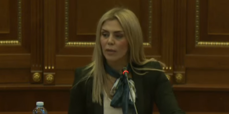 Deliu-Kodra: FIT po e shqyrton mundësinë e largimit të përkohshëm nga Policia