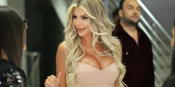 (KUJDES +18) Nuk është Luana Vjollca, publikohet video erotike origjinale që vërteton se nuk është moderatorja!