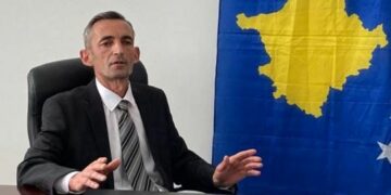 Kreu i Zveçanit kërkon një takim me Kurtin e Krasniqin: S’jemi për dorëheqje
