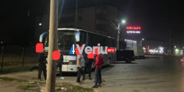 Gjendet në Fushë Kosovë autobusi i vjedhur në Prishtinë (FOTO)