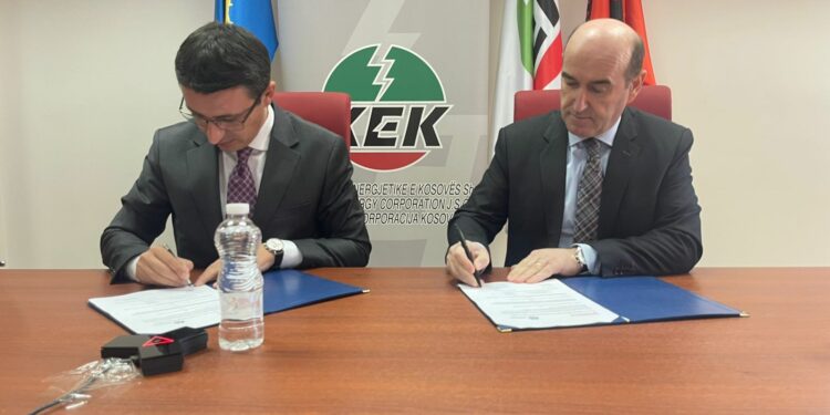Nënshkruhet marrëveshja në mes KEK-ut dhe Termokosit për furnizim me ngrohje