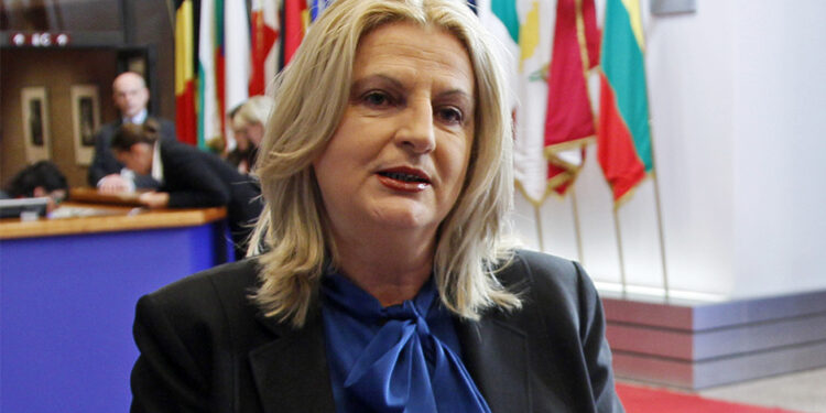 Edita Tahiri: Kosova ende nën ndëshkime, diplomacia jonë në gjumë