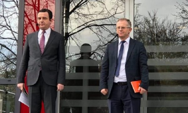 Kurti bashkë me Bislimin do të dalin në konferencë për takimet e Brukselit