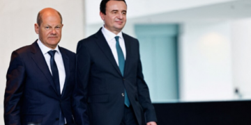 Kancelari Scholz të hënën në Tiranë për Samitin e Procesit të Berlinit, pritet të takohet me Kurtin