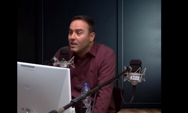 Konjufca kritika BE-së: Me qenë qysh duhet, i kishin thënë Vuçiqit rri qatje në Kinë, mos u kthe hiç