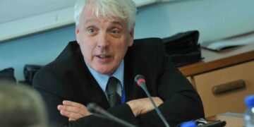 Ish-zëdhënësi i NATO’s: Veriu i përket Kosovës, KFOR’i nuk duhet ta marrë kontrollin