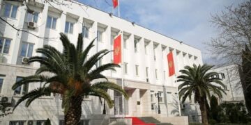 Dodik kërkoi Serbi të Madhe me Kosovën dhe Malin e Zi brenda, reagon Podgorica: Politikë e errët e shekullit të kaluar